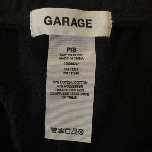 Garage shorts - Picture 3 of 3